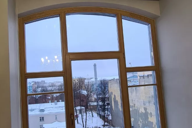 вентиляционная решетка в потолке